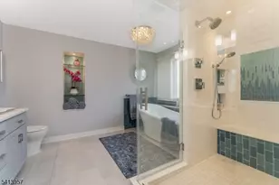 4 Cheshire Ct, Clinton Township, NJ 08833 - Photo 23