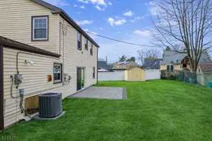 27 Harper Ln, Willingboro Twp., NJ 08046 - Photo 3