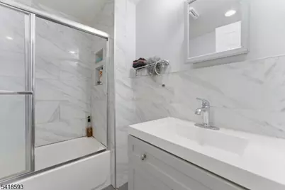 219 Hollywood Ave, Hillside, NJ 07205 - Photo 23