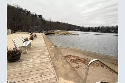 52 Broadway, West Milford, NJ 07480 - Photo 19