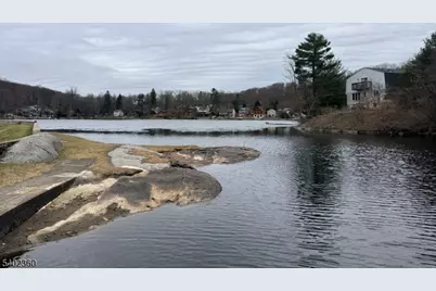 52 Broadway, West Milford Twp., NJ 07480 - Photo 29