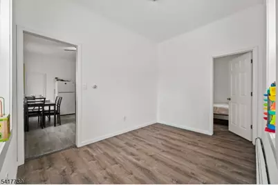 94 Center St, Clifton, NJ 07011 - Photo 3