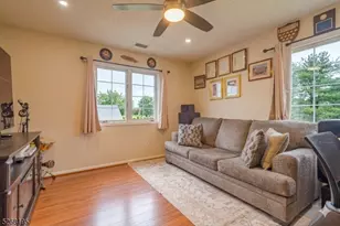 1F Chadwick Ln, Monroe Township, NJ 08831 - Photo 19