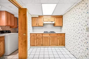 675 Raritan Rd, Clark Township, NJ 07066 - Photo 15