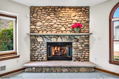 675 Raritan Rd #19, Clark Township, NJ 07066 - Photo 11