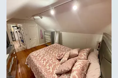 8 Orchard Dr, Clifton, NJ 07012 - Photo 15