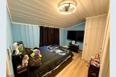 8 Orchard Dr, Clifton, NJ 07012 - Photo 17