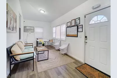 76 Amherst St, East Orange, NJ 07018 - Photo 11