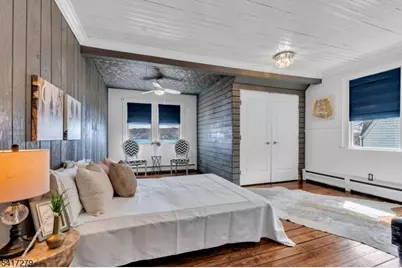 301 Lakeside Blvd, Hopatcong, NJ 07843 - Photo 21