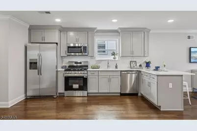 139 N 15th St 2nd Floor, East Orange, NJ 07017 - Photo 5