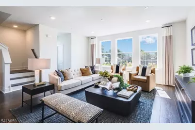 81 Eastwood Ter, East Hanover Township, NJ 07936 - Photo 11