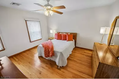 63 Waydell St, Newark, NJ 07105 - Photo 11