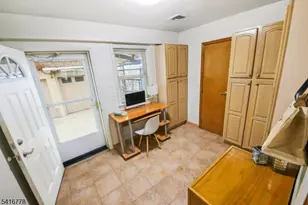 63 Waydell St, Newark, NJ 07105 - Photo 35