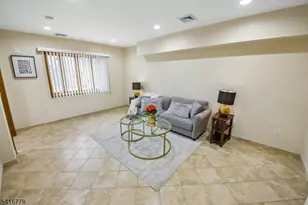 63 Waydell St, Newark, NJ 07105 - Photo 9