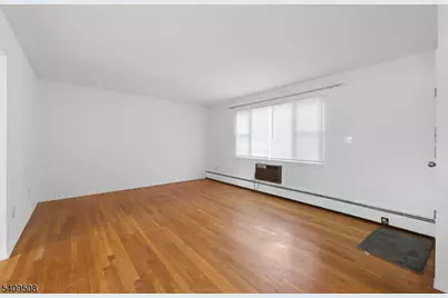 43 Conforti Ave #25, West Orange Township, NJ 07052 - Photo 3