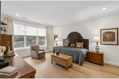 5205 Pointe Gate Dr, Livingston, NJ 07039 - Photo 15