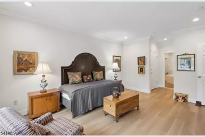 5205 Pointe Gate Dr, Livingston, NJ 07039 - Photo 19