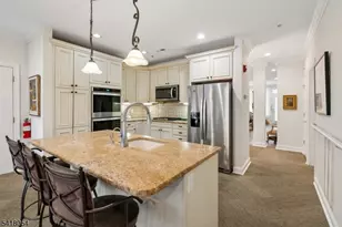 5205 Pointe Gate Dr, Livingston, NJ 07039 - Photo 9