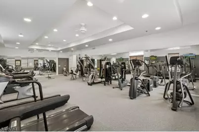 5205 Pointe Gate Dr, Livingston, NJ 07039 - Photo 29