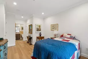 5205 Pointe Gate Dr, Livingston, NJ 07039 - Photo 11