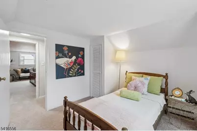 13 Central Ave, Pompton Lakes, NJ 07442 - Photo 17