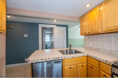 41 Beekman St #3, Bloomfield, NJ 07003 - Photo 3