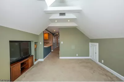 41 Beekman St #3, Bloomfield, NJ 07003 - Photo 9