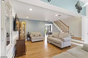 27 Schwarz Blvd, Jefferson Township, NJ 07849 - Photo 5