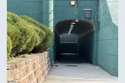 1127 Earle Pl, Plainfield, NJ 07062 - Photo 29