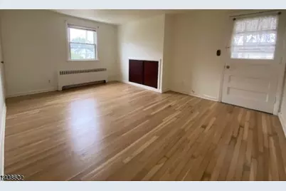 1968 Vauxhall Rd, Union Township, NJ 07083 - Photo 5