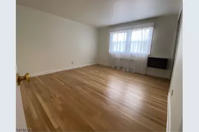 1968 Vauxhall Rd, Union Township, NJ 07083 - Photo 9