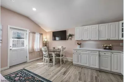 27 Mountain Ave, Wanaque, NJ 07465 - Photo 33