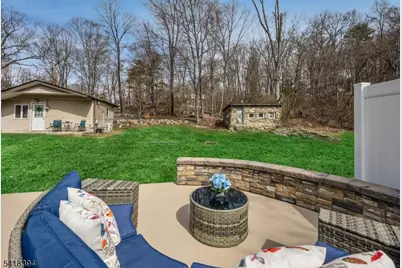 27 Mountain Ave, Wanaque, NJ 07465 - Photo 27