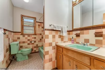 130 Howard Ave, South Bound Brook Boro, NJ 08880 - Photo 11