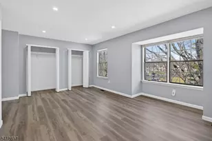 66 Pear Tree Ln, Franklin Township, NJ 08823 - Photo 9