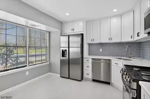 66 Pear Tree Ln, Franklin Township, NJ 08823 - Photo 7