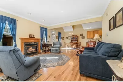 1 Joseph Dr, Raritan Township, NJ 08822 - Photo 5