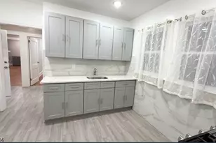 130 Overlook Ave, Belleville, NJ 07109 - Photo 7