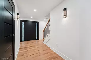 23 Meadow Ln, Sparta Township, NJ 07871 - Photo 9