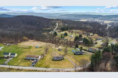 205 Old Clove Rd, Wantage, NJ 07461 - Photo 33