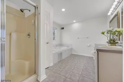 8 Flagg Way, Hillsborough Township, NJ 08844 - Photo 25