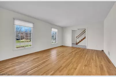 8 Flagg Way, Hillsborough Township, NJ 08844 - Photo 11