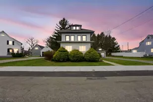 111 Kanouse St, Boonton Town, NJ 07005 - Photo 1