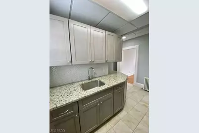 26 S Maple Ave #2, Park Ridge, NJ 07656 - Photo 3