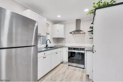 60 Watson Dr, Dover, NJ 07801 - Photo 11