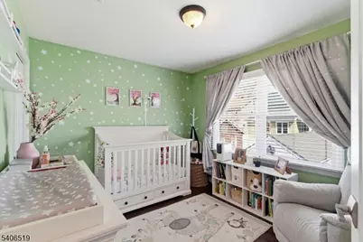 44 Laura Ave, Nutley, NJ 07110 - Photo 17