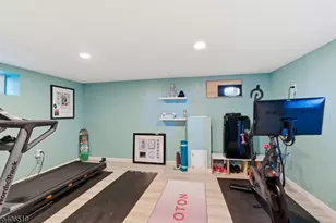 44 Laura Ave, Nutley, NJ 07110 - Photo 19