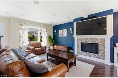 44 Laura Ave, Nutley, NJ 07110 - Photo 11