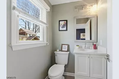 44 Laura Ave, Nutley, NJ 07110 - Photo 13