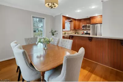 30 Coachlight Dr, Chatham Township, NJ 07928 - Photo 5